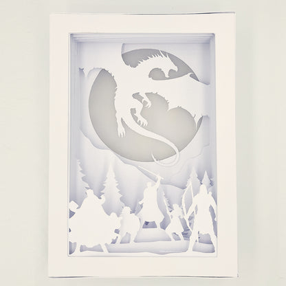 Drache vor Mond, Berge Landschaft, Adventure Party, RPG, DnD, Lampe, LED, Deko